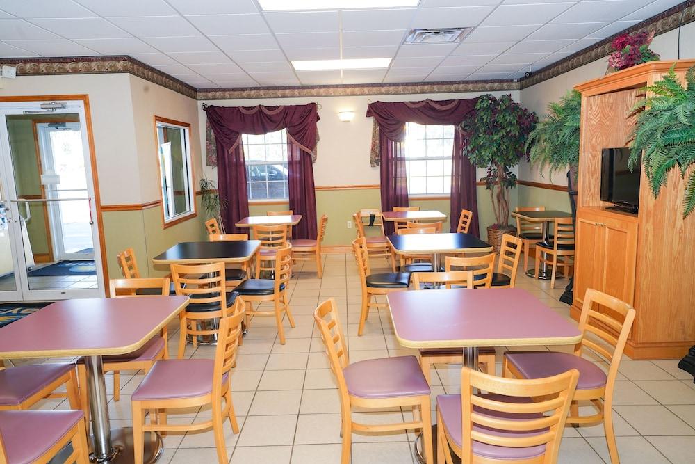 Days Inn By Wyndham Lake City I-75 מראה חיצוני תמונה