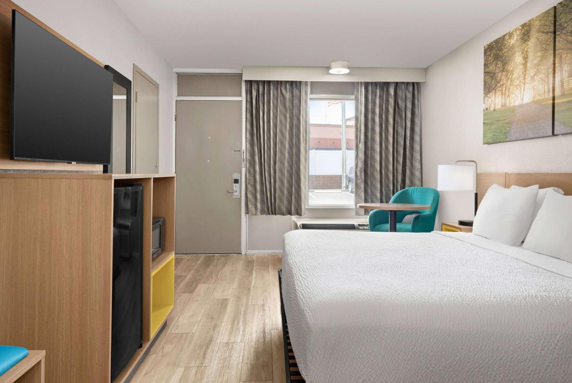 Days Inn By Wyndham Lake City I-75 מראה חיצוני תמונה
